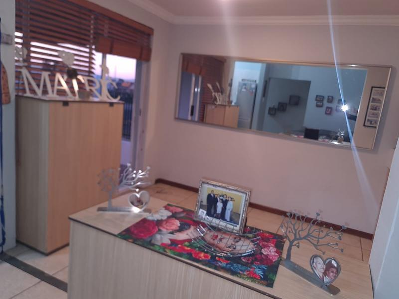 3 Bedroom Property for Sale in Eikenbosch Western Cape